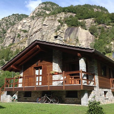 Il Maiolandro Bed & Breakfast Noasca Exterior photo