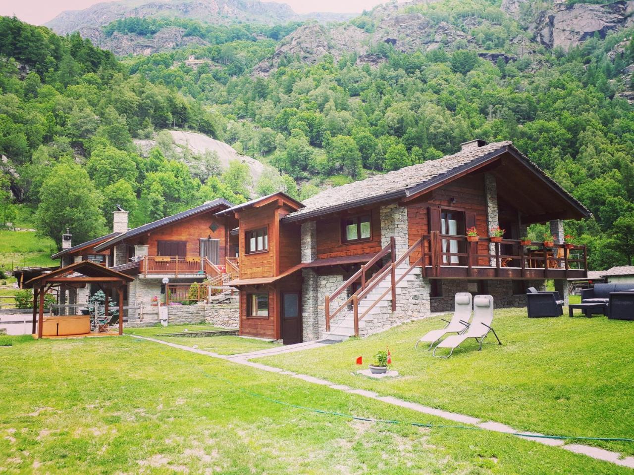 Il Maiolandro Bed & Breakfast Noasca Exterior photo